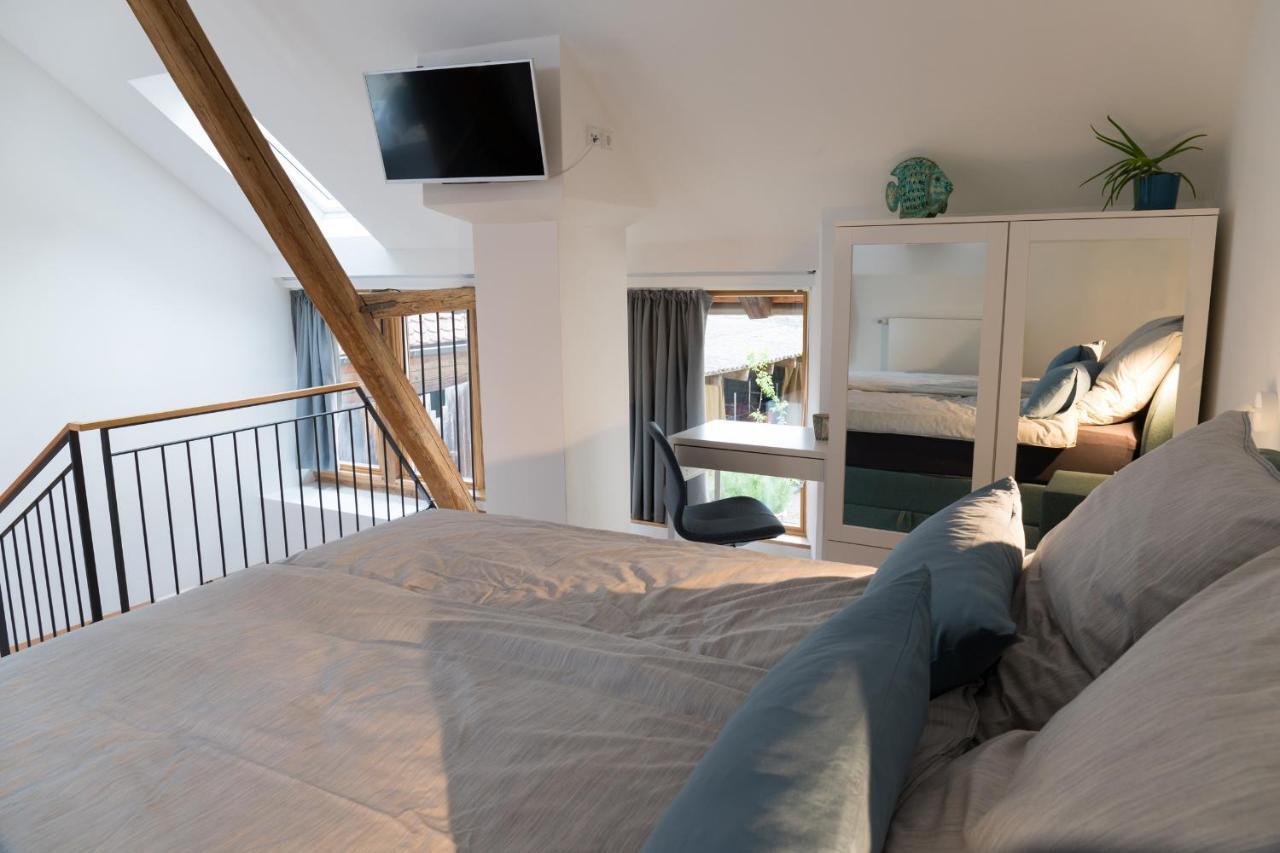 Wenkheimer Hof Ferienwohnung イプホーフェン エクステリア 写真