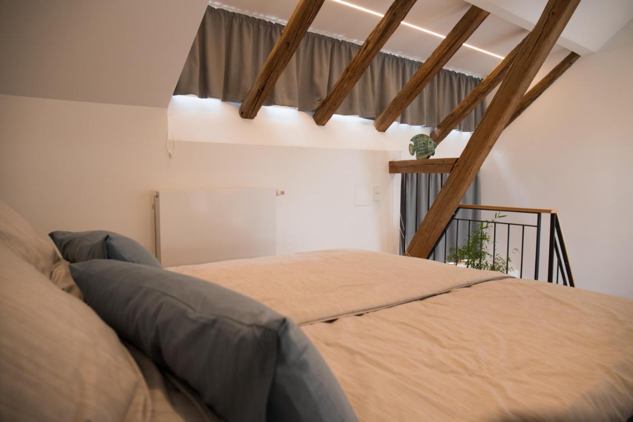 Wenkheimer Hof Ferienwohnung イプホーフェン エクステリア 写真